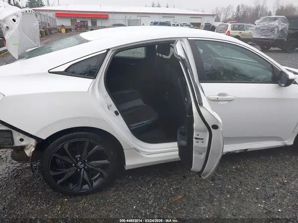 19XFC2F8XKE205622 2019 HONDA CIVIC - Image 8