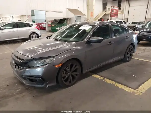 19XFC2F8XKE213560 2019 HONDA CIVIC - Image 2