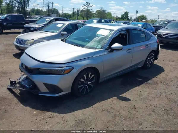 19XFL1H70RE008368 2024 HONDA CIVIC - Image 2