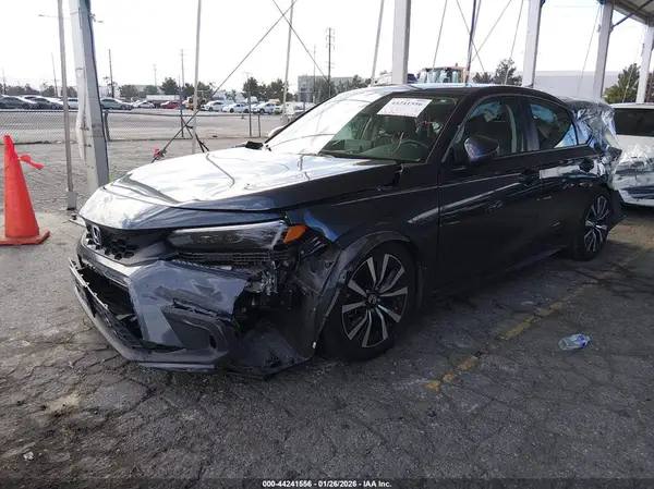 19XFL1H71RE007827 2024 HONDA CIVIC - Image 2