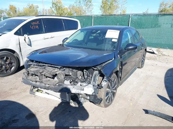 19XFL1H76NE006120 2022 HONDA CIVIC - Image 2