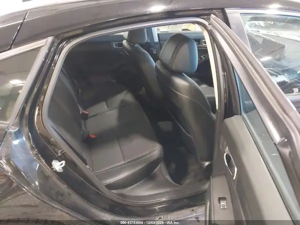 19XFL1H76NE018137 2022 HONDA CIVIC - Image 8