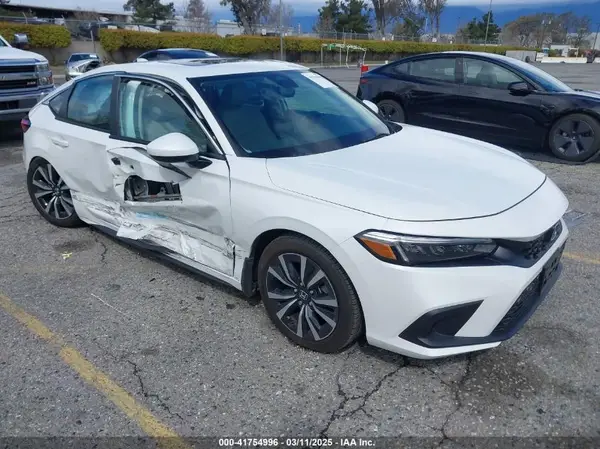 19XFL1H78RE010689 2024 HONDA CIVIC - Image 1
