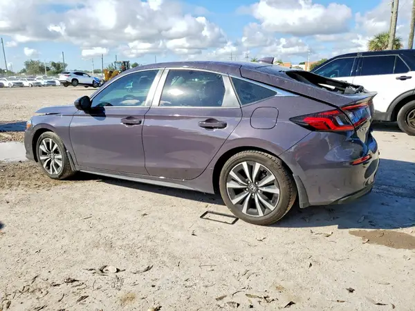 19XFL1H7XRE027607 2024 HONDA CIVIC - Image 2