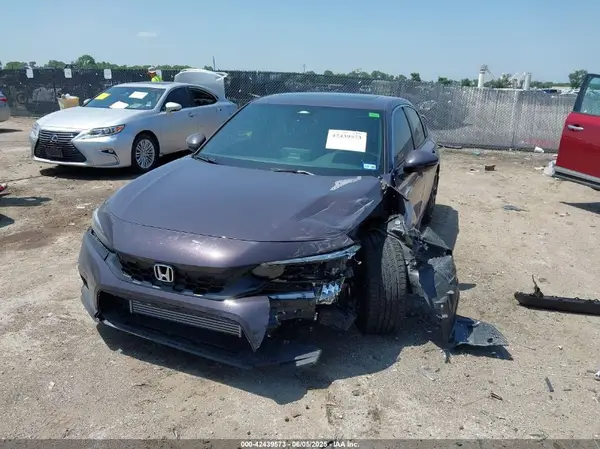 19XFL1H86RE032117 2024 HONDA CIVIC - Image 2