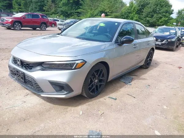 19XFL2G81RE010159 2024 HONDA CIVIC - Image 2