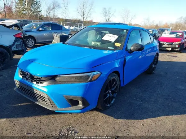19XFL2G82PE002102 2023 HONDA CIVIC - Image 2