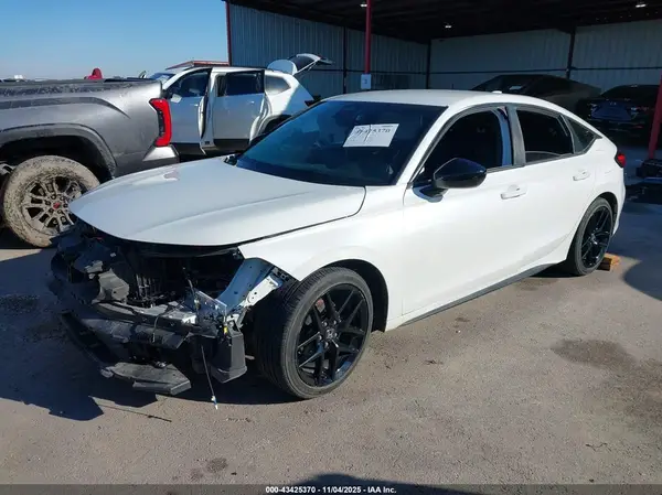 19XFL2H80PE010973 2023 HONDA CIVIC - Image 2