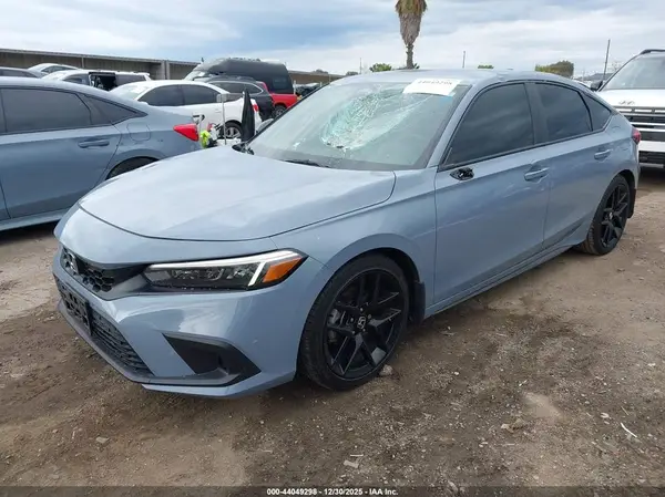 19XFL2H80RE015707 2024 HONDA CIVIC - Image 2