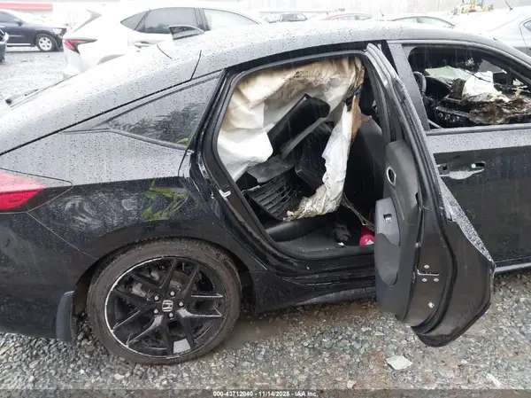 19XFL2H81NE020103 2022 HONDA CIVIC - Image 8