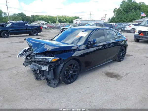19XFL2H81RE001685 2024 HONDA CIVIC - Image 2