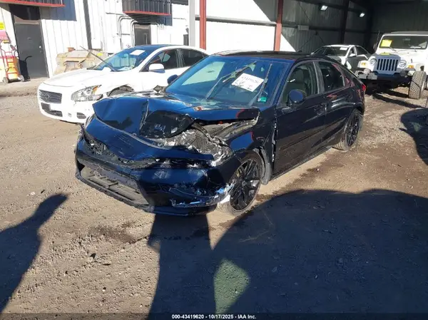 19XFL2H82PE019867 2023 HONDA CIVIC - Image 2