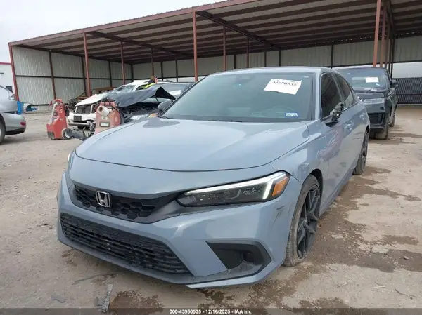 19XFL2H82RE017605 2024 HONDA CIVIC - Image 2