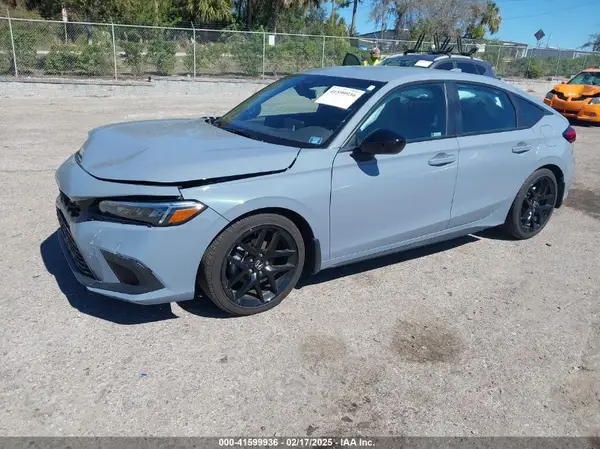 19XFL2H82RE031147 2024 HONDA CIVIC - Image 2