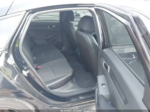 19XFL2H82SE023975 2025 HONDA CIVIC - Image 8