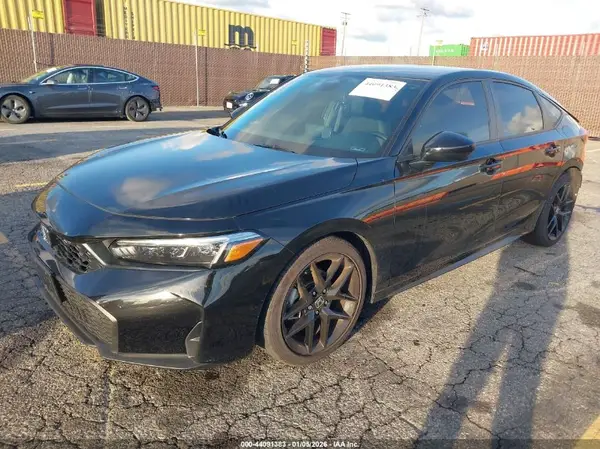 19XFL2H82SE030280 2025 HONDA CIVIC - Image 2