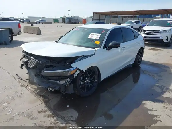 19XFL2H83RE002675 2024 HONDA CIVIC - Image 2