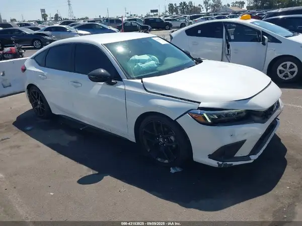 19XFL2H83RE013997 2024 HONDA CIVIC - Image 1