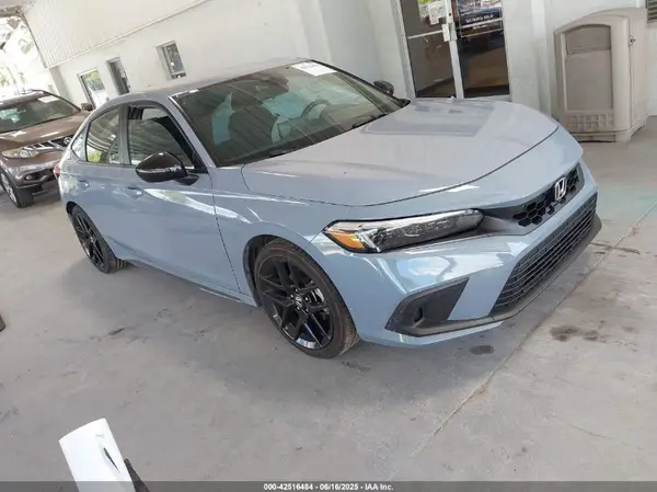 19XFL2H83RE032632 2024 HONDA CIVIC - Image 1