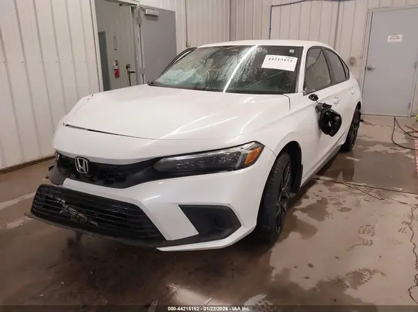 19XFL2H84RE009781 2024 HONDA CIVIC - Image 2