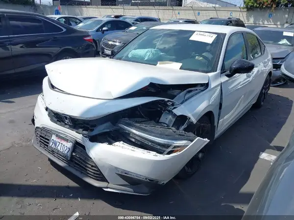 19XFL2H85RE038531 2024 HONDA CIVIC - Image 2