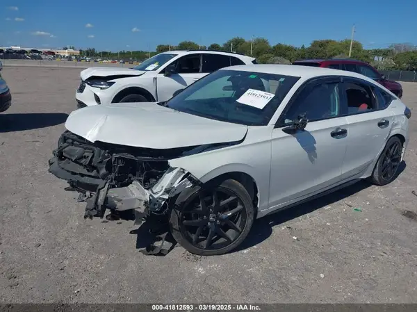 19XFL2H87PE002675 2023 HONDA CIVIC - Image 2