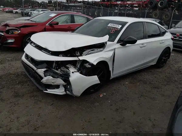 19XFL2H87RE031581 2024 HONDA CIVIC - Image 2