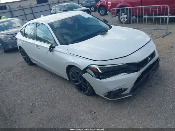 19XFL2H87RE039714 2024 HONDA CIVIC - Image 1