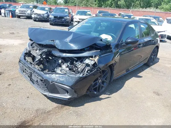 19XFL2H88PE010042 2023 HONDA CIVIC - Image 2