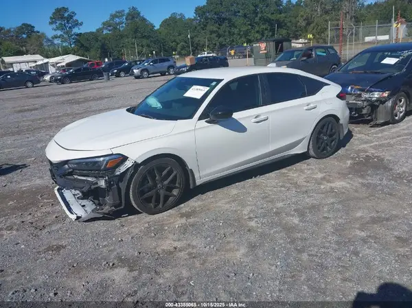 19XFL2H89RE002437 2024 HONDA CIVIC - Image 2