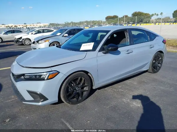 19XFL2H89RE004219 2024 HONDA CIVIC - Image 2