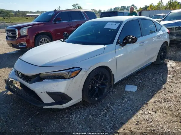19XFL2H89RE005869 2024 HONDA CIVIC - Image 2