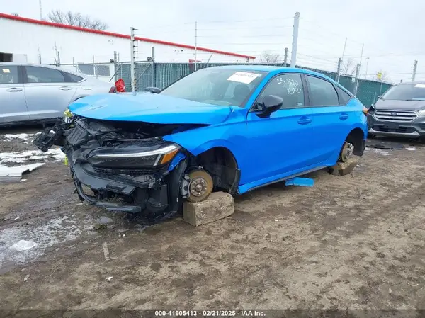 19XFL2H89RE028259 2024 HONDA CIVIC - Image 2