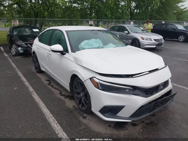 19XFL2H89RE035227 2024 HONDA CIVIC - Image 1