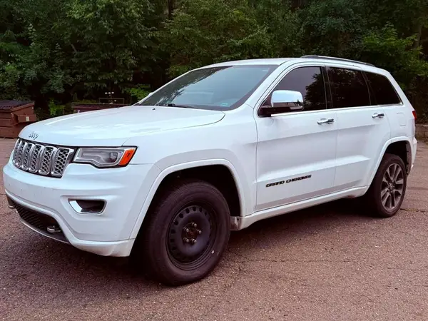 1C4AJFCG5HC684649 2017 JEEP GRAND CHEROKEE - Image 2