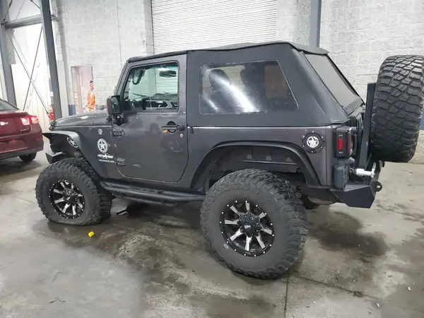 1C4AJWAG7GL284137 2016 JEEP WRANGLER - Image 2
