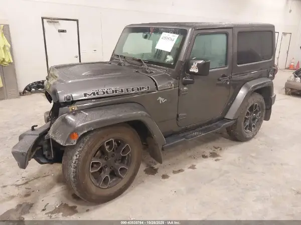 1C4AJWBG0HL620744 2017 JEEP WRANGLER - Image 2