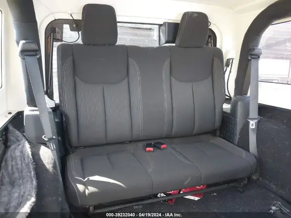 1C4AJWBG8HL728402 2017 JEEP WRANGLER - Image 8
