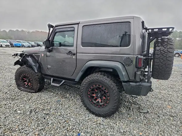 1C4BJWCG8GL173338 2016 JEEP WRANGLER - Image 2
