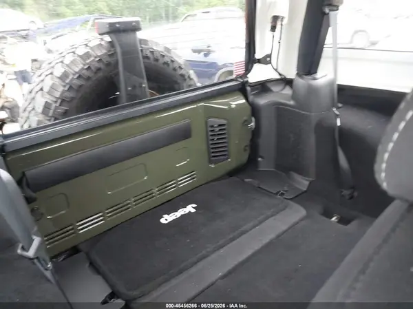 1C4BJWCGXGL105185 2016 JEEP WRANGLER - Image 8