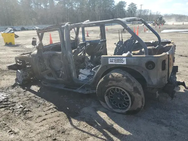 1C4BJWDG0HL554097 2017 JEEP WRANGLER - Image 2
