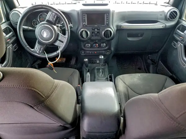 1C4BJWDG0HL654748 2017 JEEP WRANGLER - Image 8