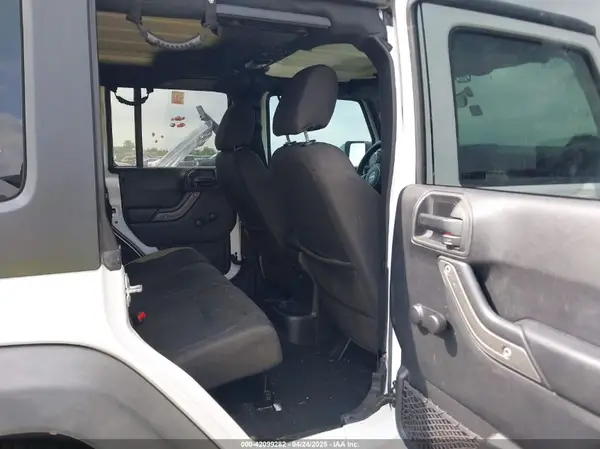1C4BJWDG1GL273389 2016 JEEP WRANGLER - Image 8