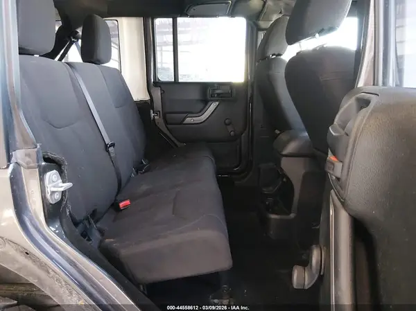 1C4BJWDG1GL335759 2016 JEEP WRANGLER - Image 8