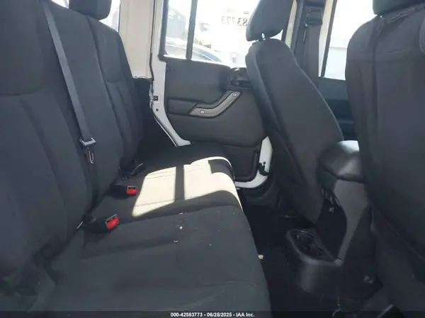 1C4BJWDG1HL554965 2017 JEEP WRANGLER - Image 8