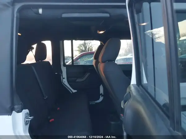 1C4BJWDG1HL626599 2017 JEEP WRANGLER - Image 8