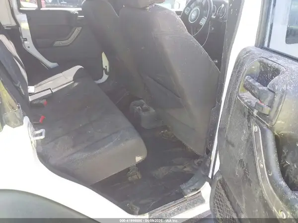 1C4BJWDG1HL740750 2017 JEEP WRANGLER - Image 8