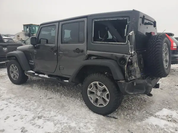 1C4BJWDG2GL335639 2016 JEEP WRANGLER - Image 2