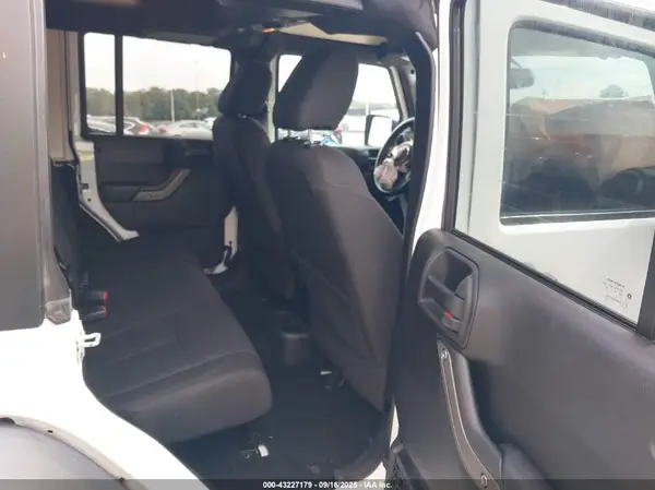 1C4BJWDG2GL347452 2016 JEEP WRANGLER - Image 8