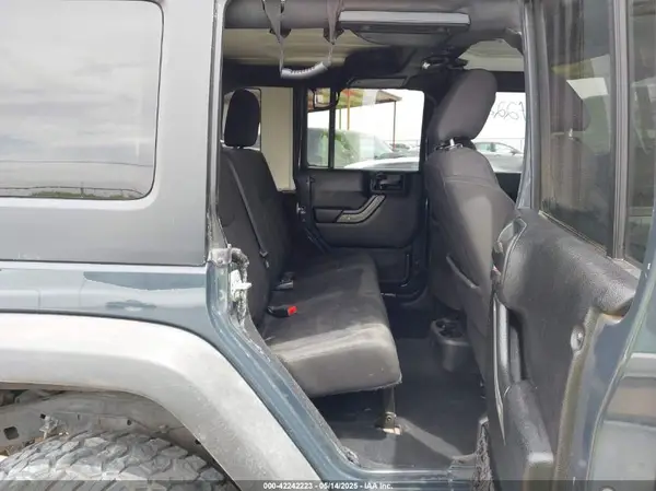 1C4BJWDG2HL634291 2017 JEEP WRANGLER - Image 8